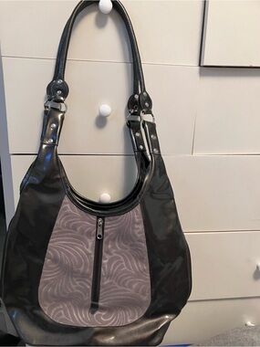 Concubine Two-Tone shiny silver / Gray Shoulder Bag with Front Zip accent. EUC!